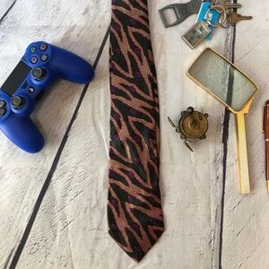 LAST CHANCE Giorgio Armani 100% Silk Made in Italy